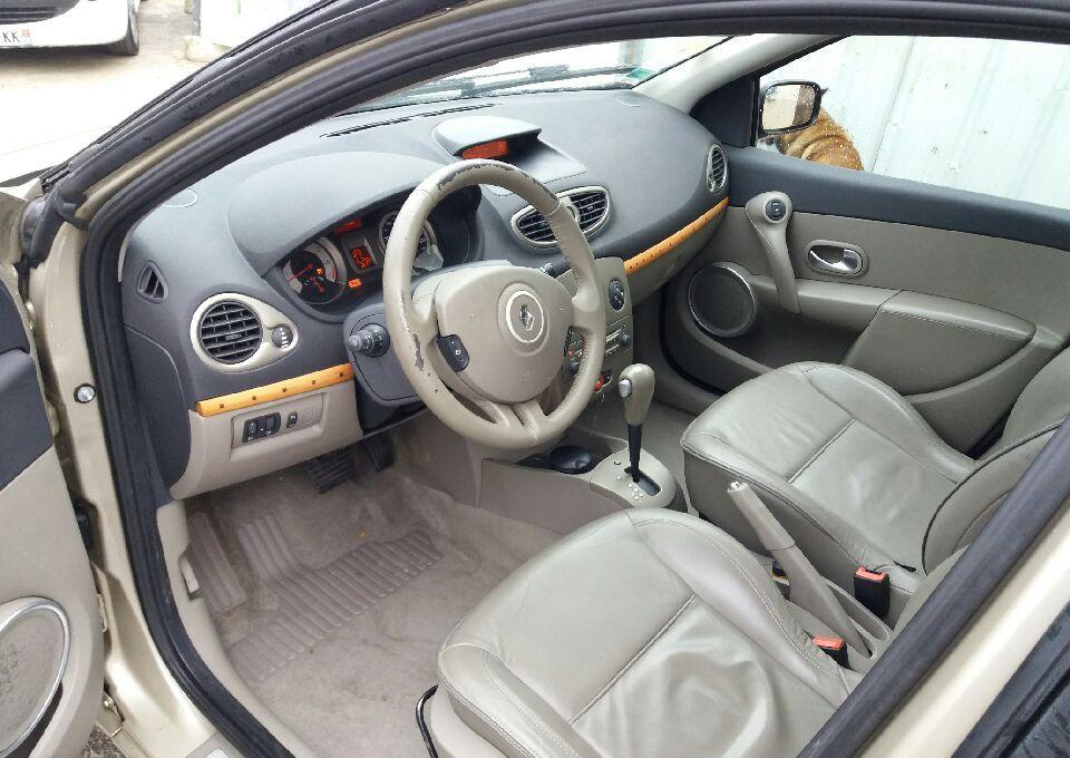 left hand drive RENAULT CLIO (01/05/2005) -  