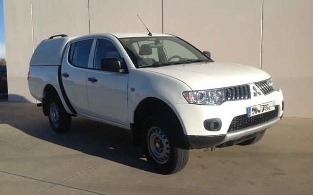 lhd MITSUBISHI L200 (01/06/2013) - 