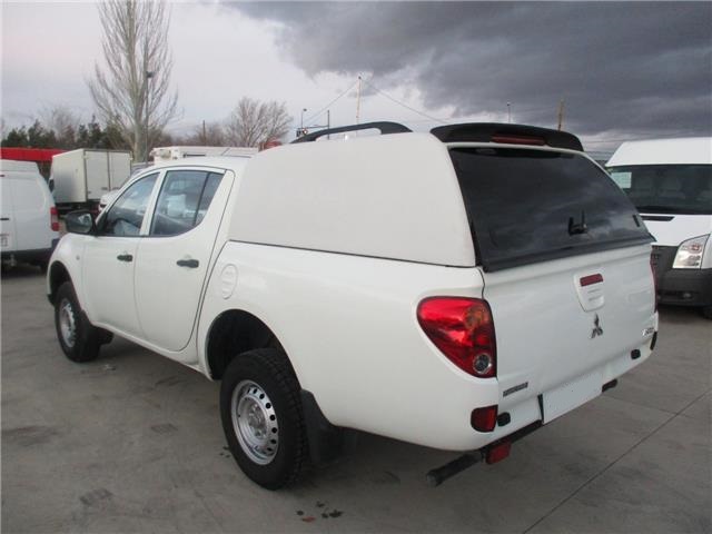 Left hand drive MITSUBISHI L200 2.5 D-ID PICK UP DOBLE CABINA 136 CV Spanish Reg