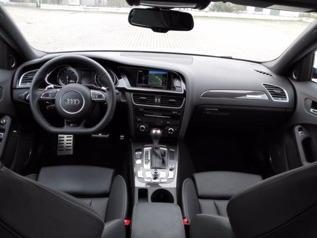 left hand drive AUDI RS4 (01/12/2015) -  