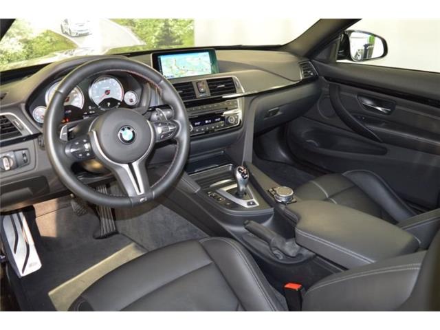 left hand drive BMW M4 (01/04/2016) -  