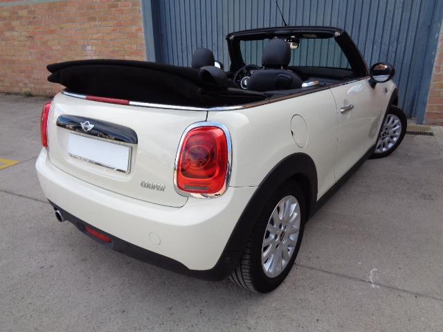 lhd car MINI COOPER (01/05/2016) - 