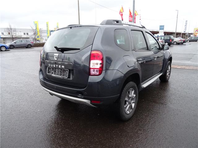 DACIA DUSTER (01/08/2015) - 