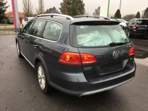 Left hand drive VOLKSWAGEN PASSAT Alltrack 2,0 TDi 177 DSG 4M BMT