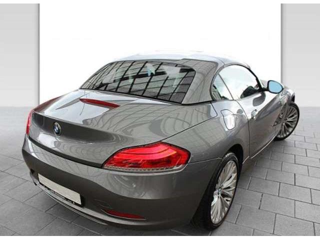 Left hand drive BMW Z4 sDrive18i