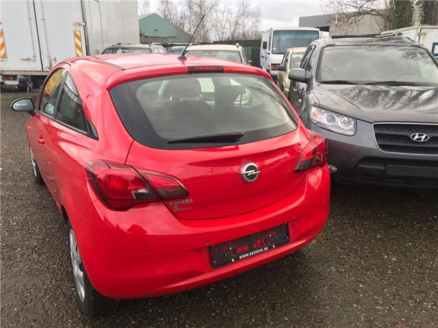 Left hand drive OPEL CORSA 1.4i Cosmo