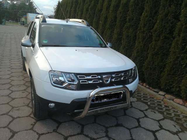 Left hand drive DACIA DUSTER SCe 115 4x2 Laureate