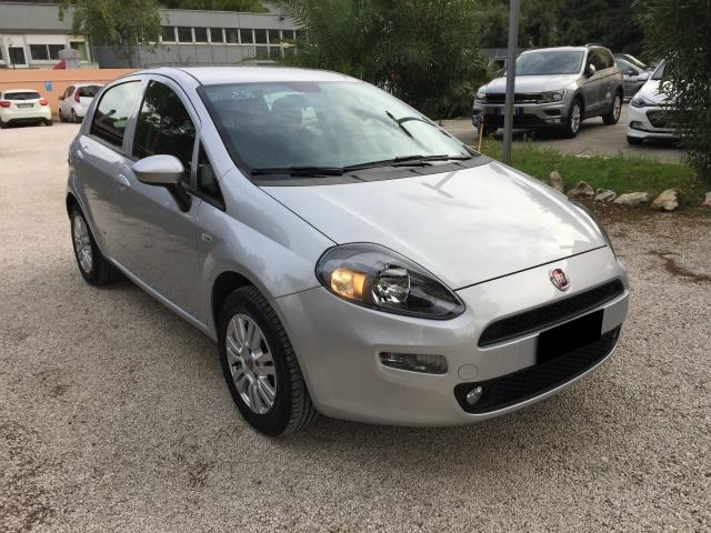 lhd car FIAT PUNTO (01/04/2016) - 