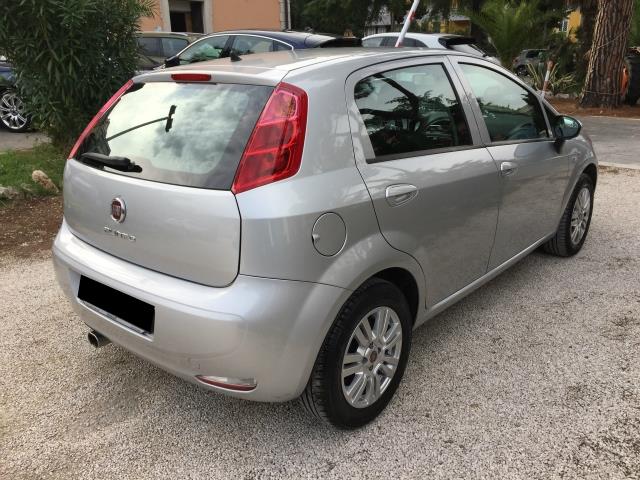 FIAT PUNTO (01/04/2016) - 