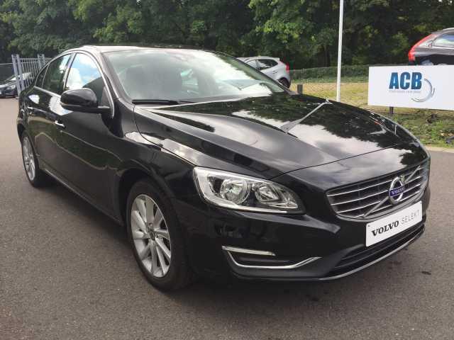 Left hand drive VOLVO S60 D2 Geartronic Summum