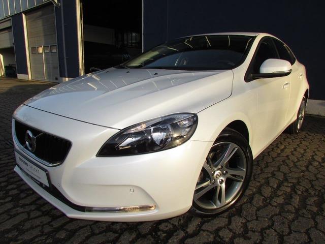 VOLVO V40 (01/10/2016) - 