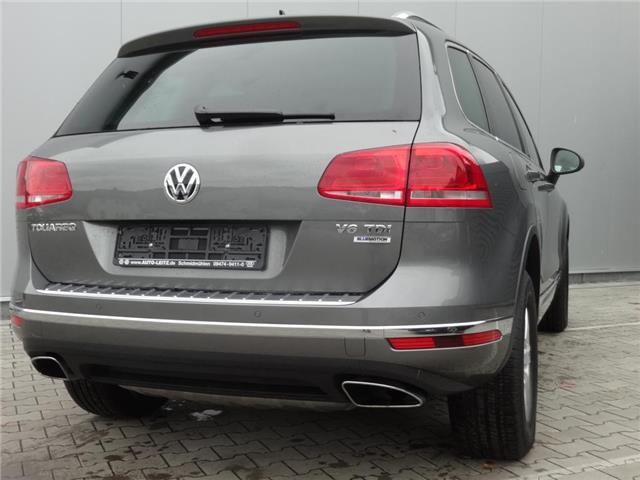 VOLKSWAGEN TOUAREG (01/08/2016) - 