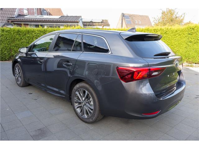 TOYOTA AVENSIS (01/11/2017) - 