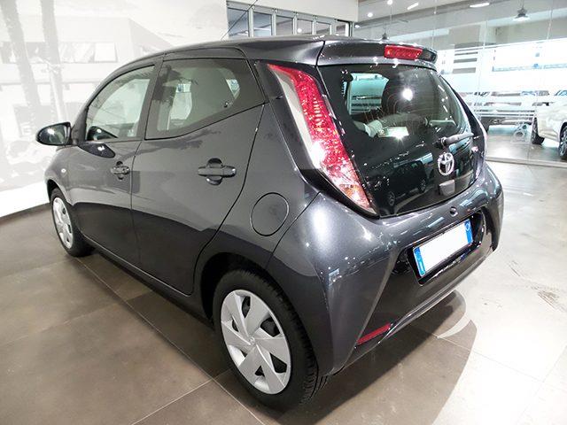 TOYOTA AYGO (01/05/2016) - 