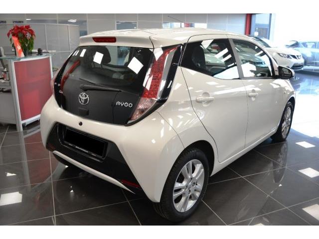 TOYOTA AYGO (01/01/2017) - 