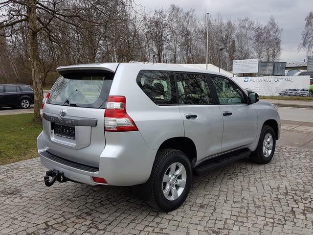 Left hand drive car TOYOTA LANDCRUISER (01/03/2015) - 