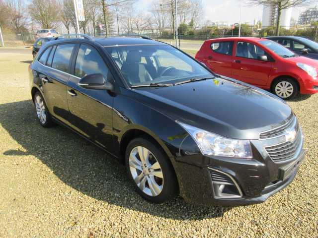 Left hand drive CHEVROLET CRUZE 1.4