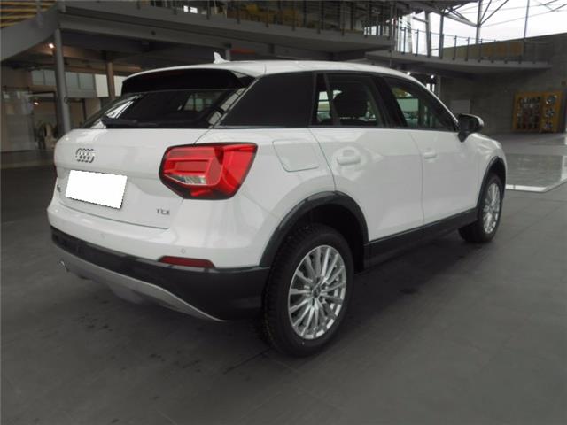 Left hand drive car AUDI Q2 (01/01/2017) - 