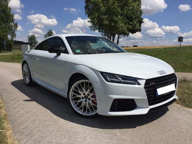 AUDI TTS (01/01/2016) - 