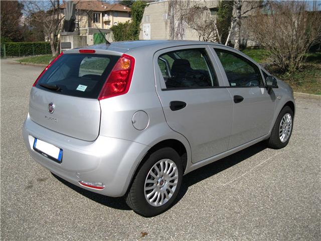 FIAT PUNTO (01/03/2017) - 