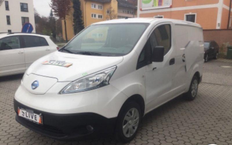 Left hand drive NISSAN NV200 ELECTRIC PANEL VAN