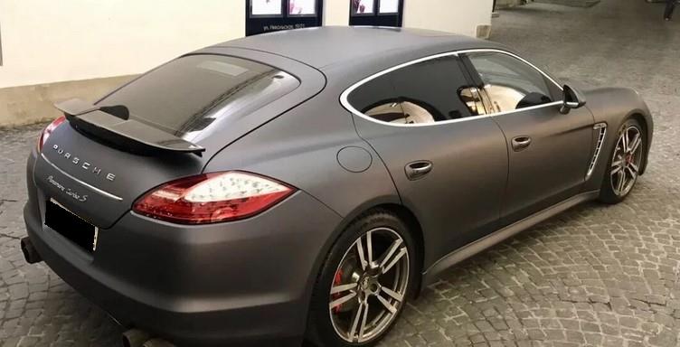 Left hand drive car PORSCHE PANAMERA (01/04/2010) - 