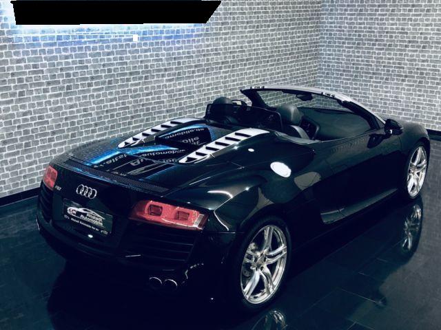 lhd car AUDI R8 (01/04/2011) - 