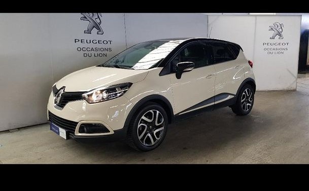 Left hand drive RENAULT CAPTURE 1.2 TCe 120ch Intens French reg
