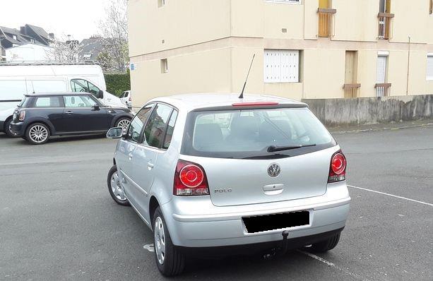 Left hand drive car VOLKSWAGEN POLO (01/04/2009) - 