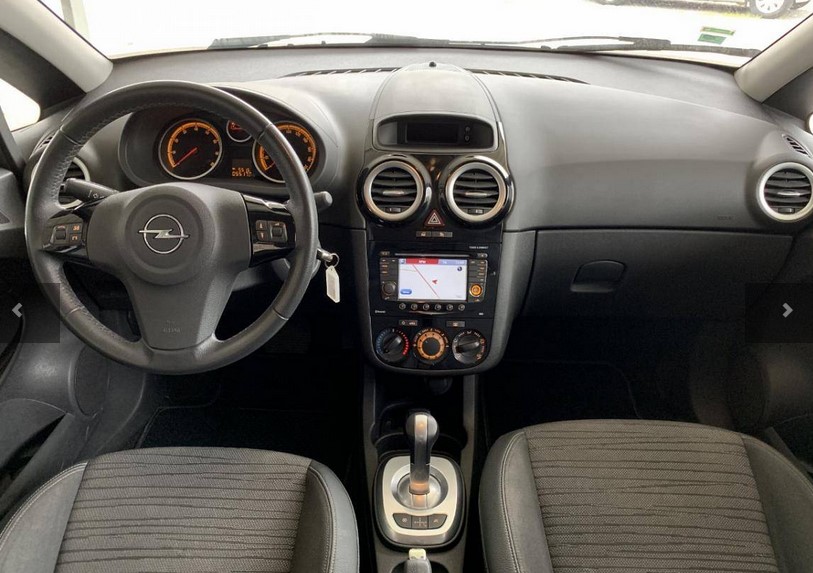 OPEL CORSA (01/04/2014) - 