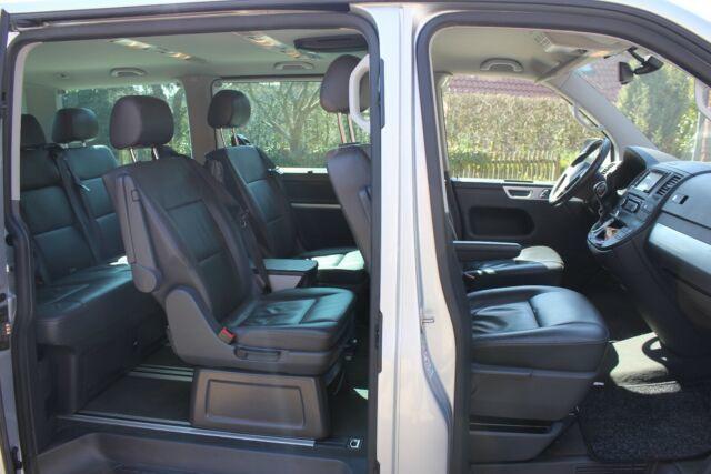 Left hand drive VOLKSWAGEN MULTIVAN Highline 4 Motion