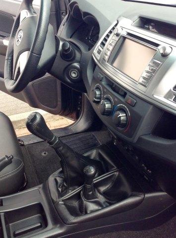 Left hand drive TOYOTA HILUX 4x4 King  Cab DPF Comfort