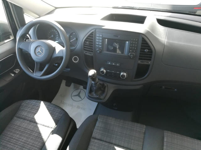 Left hand drive car MERCEDES VITO (01/04/2019) - 