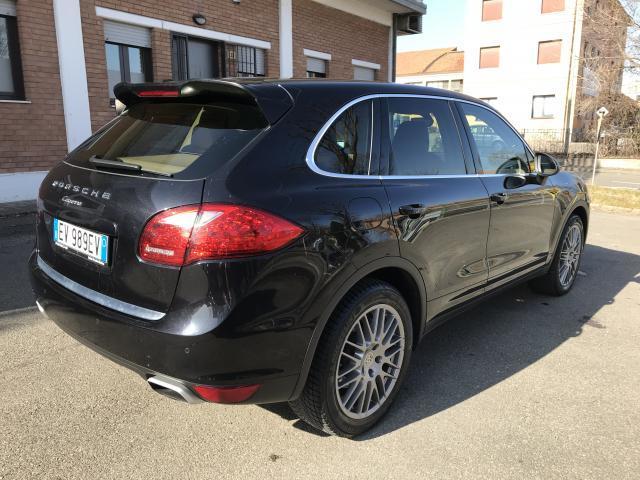 PORSCHE CAYENNE (01/04/2014) - 