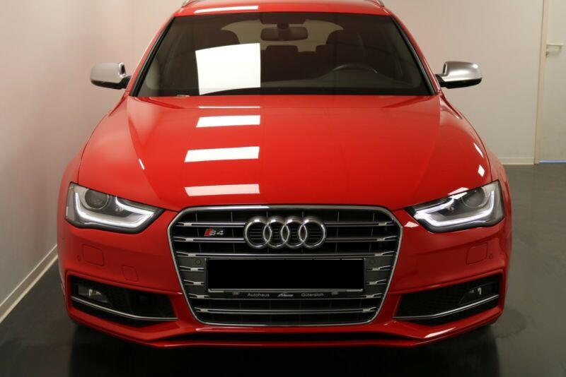 Lhd AUDI S4 (01/04/2013) - RED 