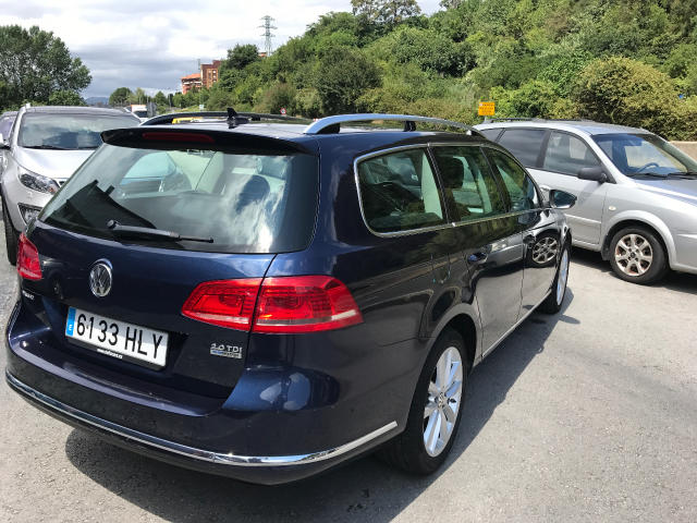 Left hand drive VOLKSWAGEN PASSAT SWVariant 2.0TDI Highline BMT DSG 170