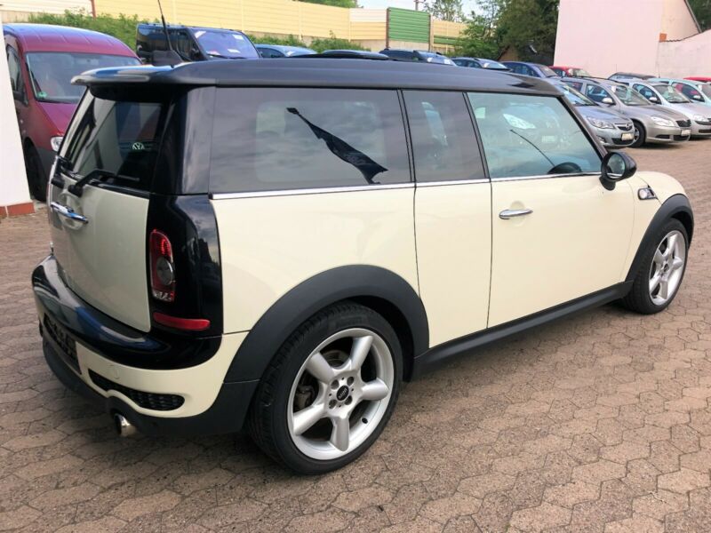 lhd car MINI CLUBMAN (01/04/2009) - 