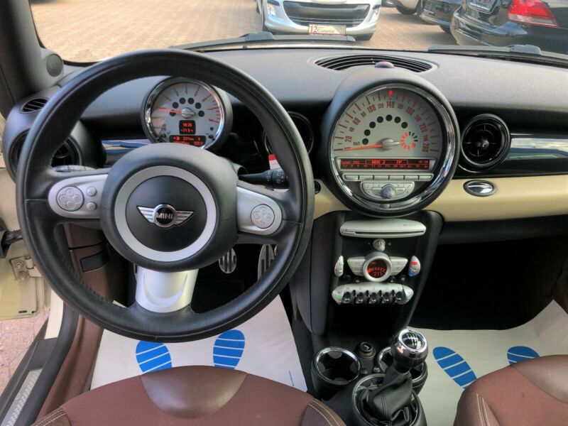 MINI CLUBMAN (01/04/2009) - 