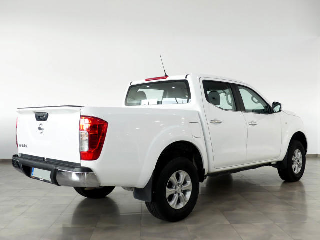 Left hand drive NISSAN NAVARA 2.3 DCI 118KW VISIA DC 4WD SPANISH REG