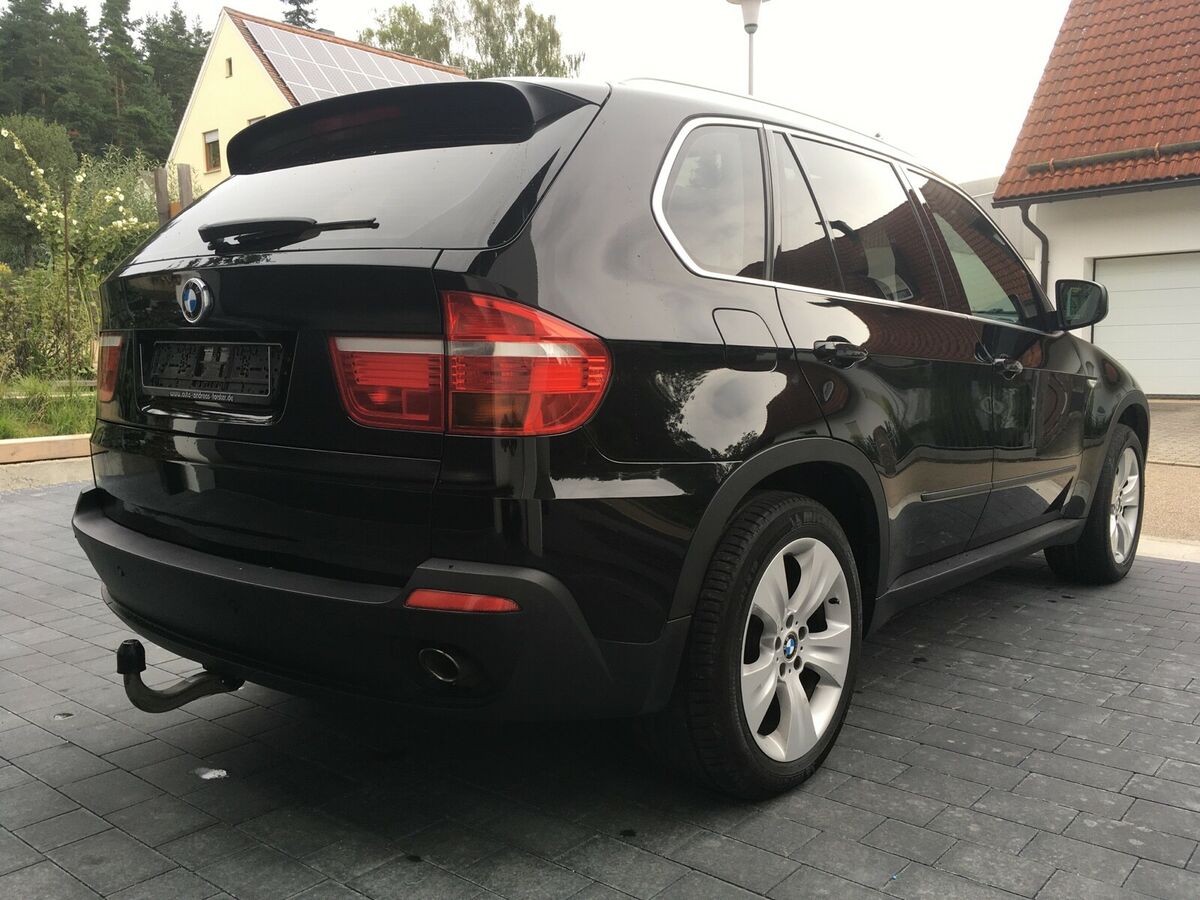 lhd car BMW X5 (01/10/2010) - 