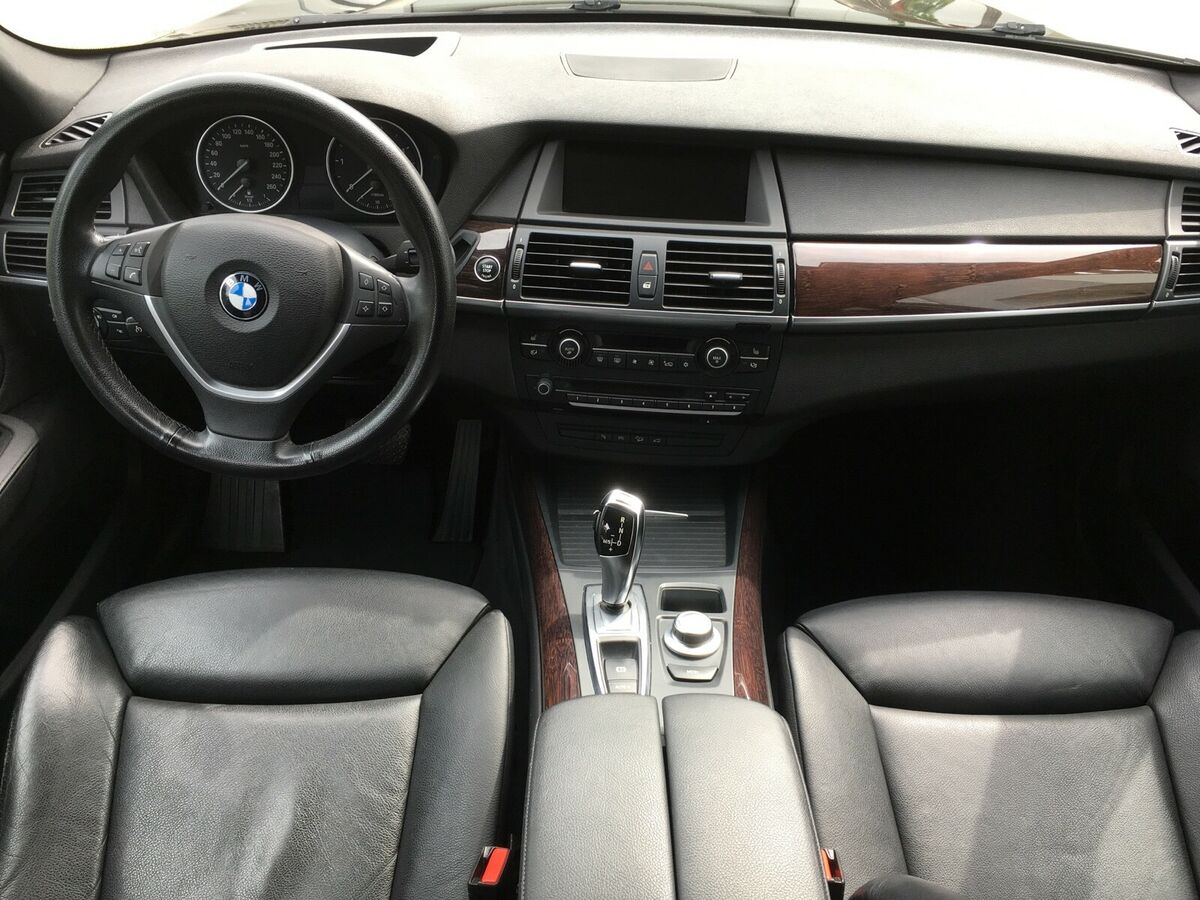 Lhd BMW X5 (01/10/2010) - BLACK 