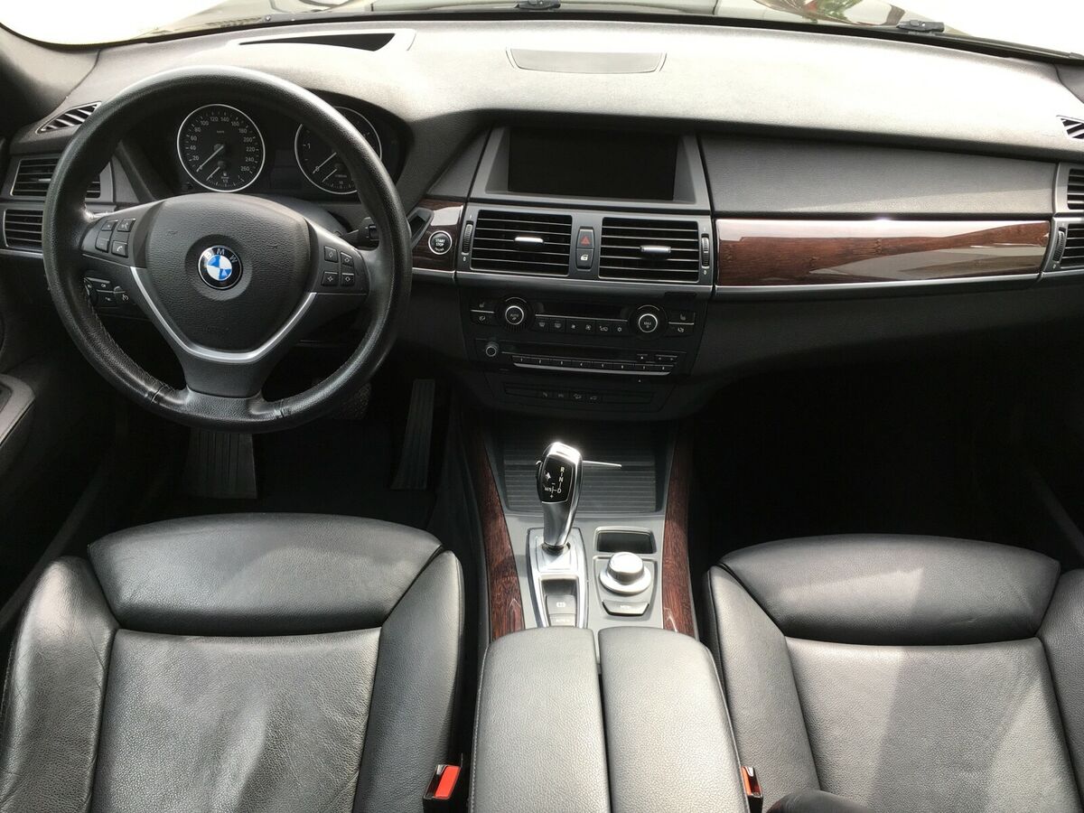 BMW X5 (01/10/2010) - 