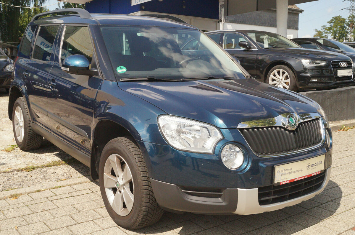 Left hand drive SKODA YETI 1.2 DSG PETROL