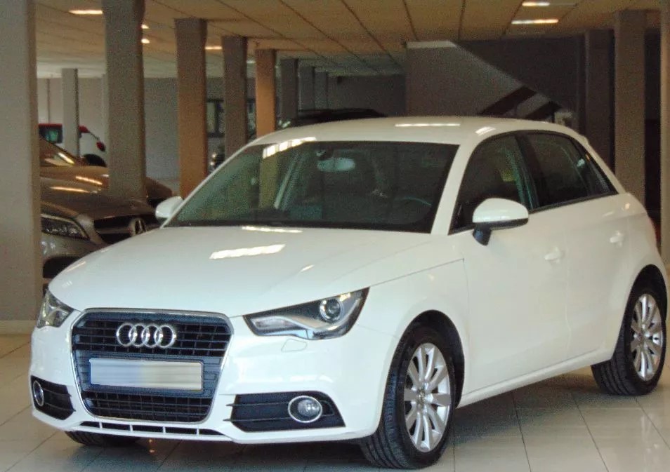 lhd AUDI A1 (01/04/2013) - 