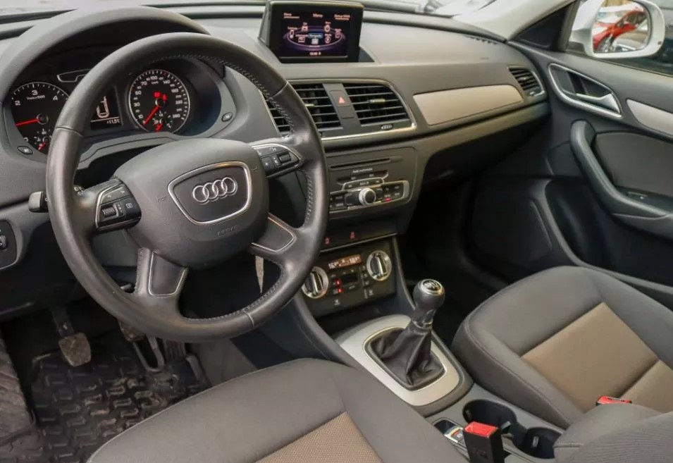 Left hand drive car AUDI Q3 (01/10/2013) - 