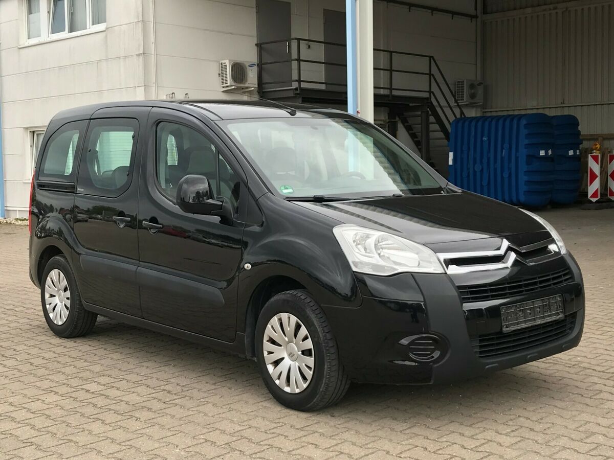 Left hand drive car CITROEN BERLINGO (01/04/2012) - 