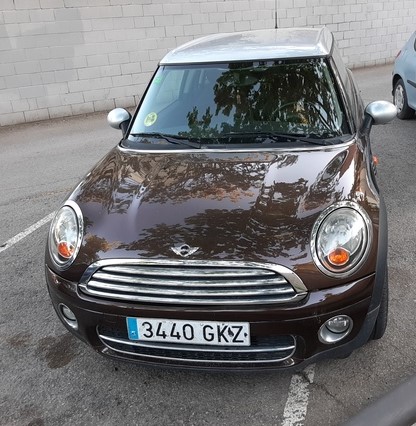 left hand drive MINI CLUBMAN (01/04/2009) -  