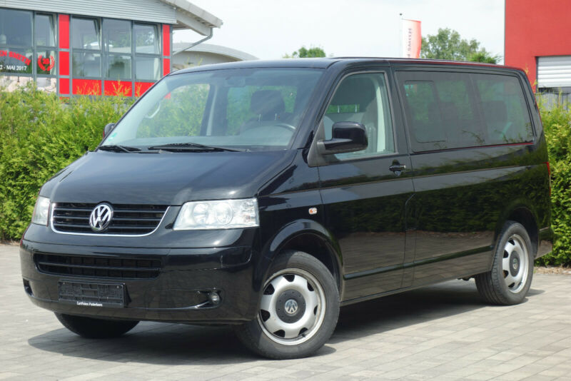 VOLKSWAGEN MULTIVAN (01/04/2009) - 