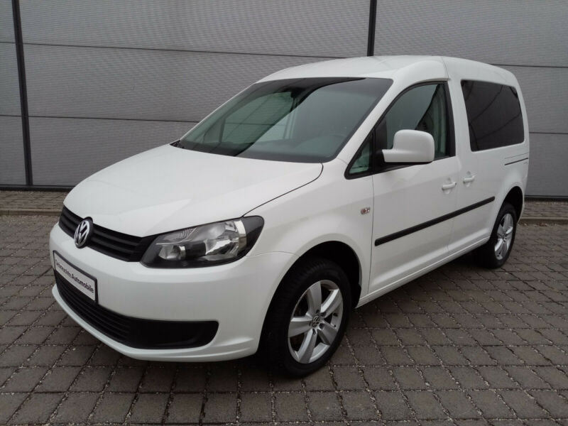 Left hand drive VOLKSWAGEN CADDY 5 SEATER 4MOTION