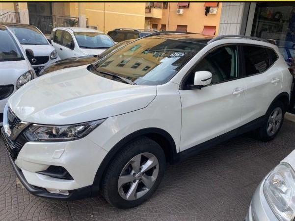 Left hand drive NISSAN QASHQAI 1.6 DCI ACENTA PLUS